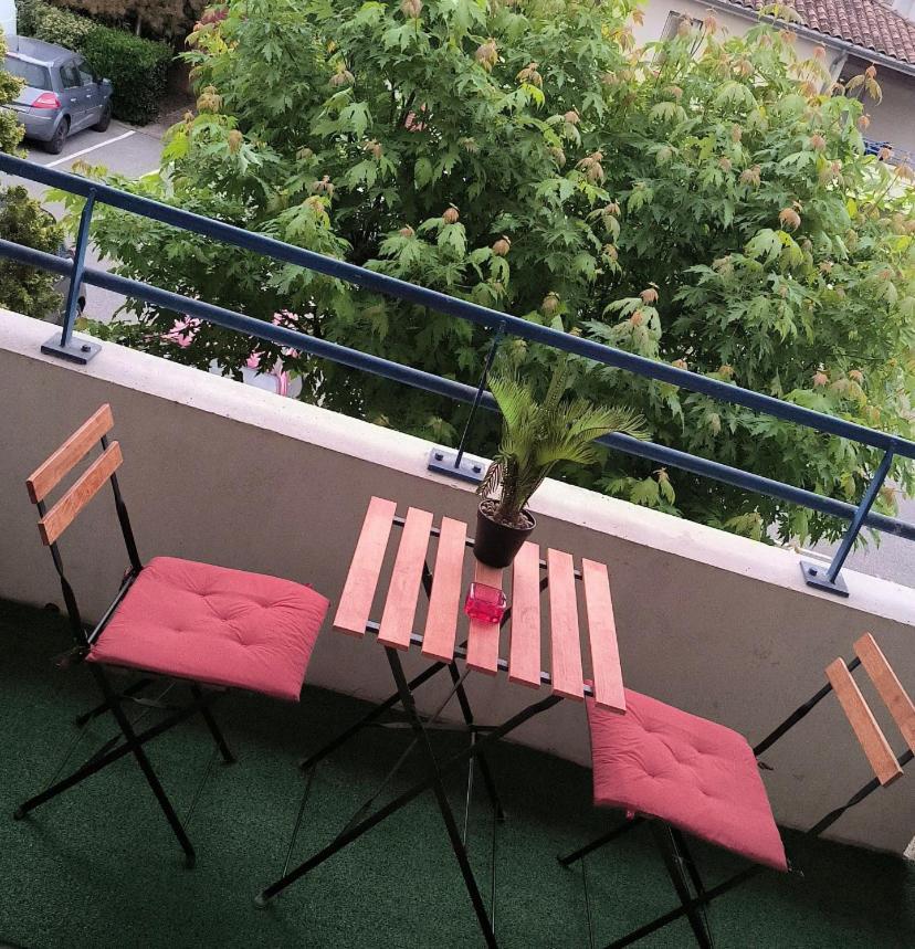 Sublime Appartement Avec Balneo Toulouse Exterior photo